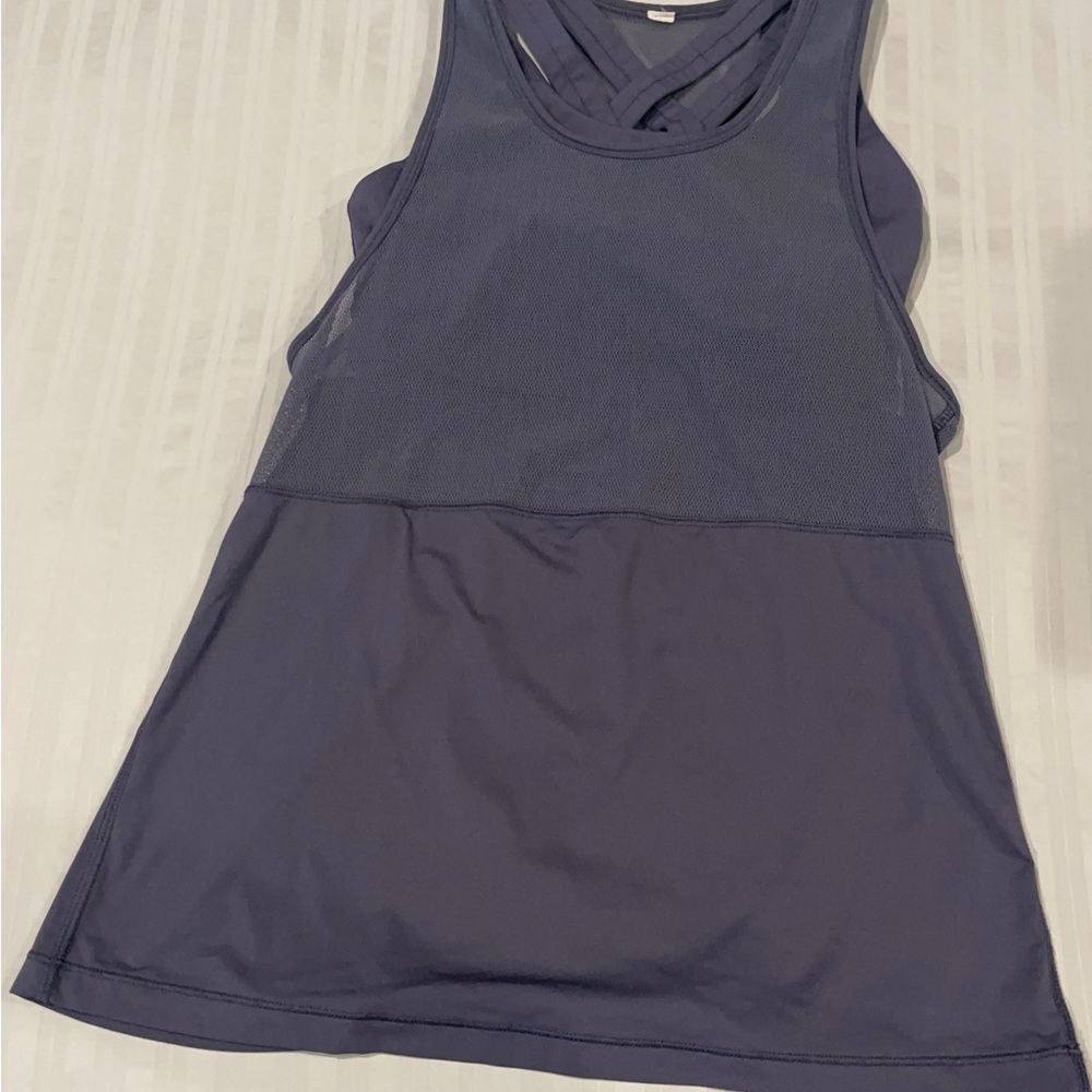 Women’s Lululemon -Fast as Light-2 in 1 tank.